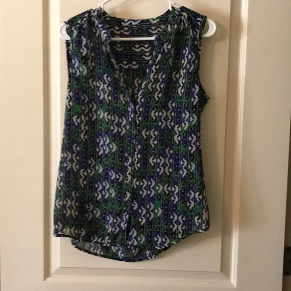 Top - Picture 1 of 2